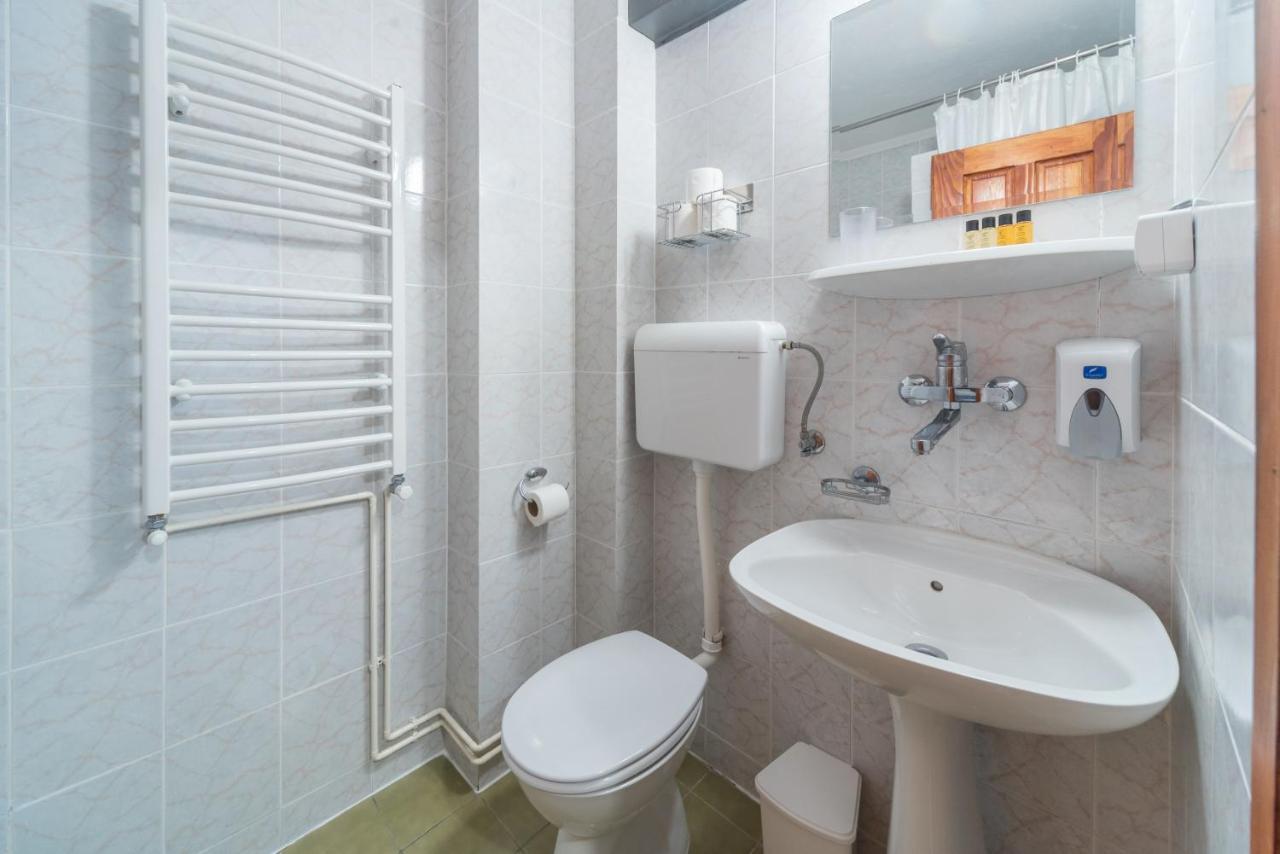 R Club Apartments Old Town Budva Luaran gambar