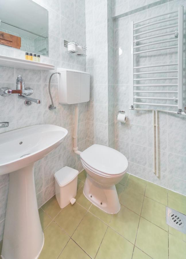 R Club Apartments Old Town Budva Luaran gambar