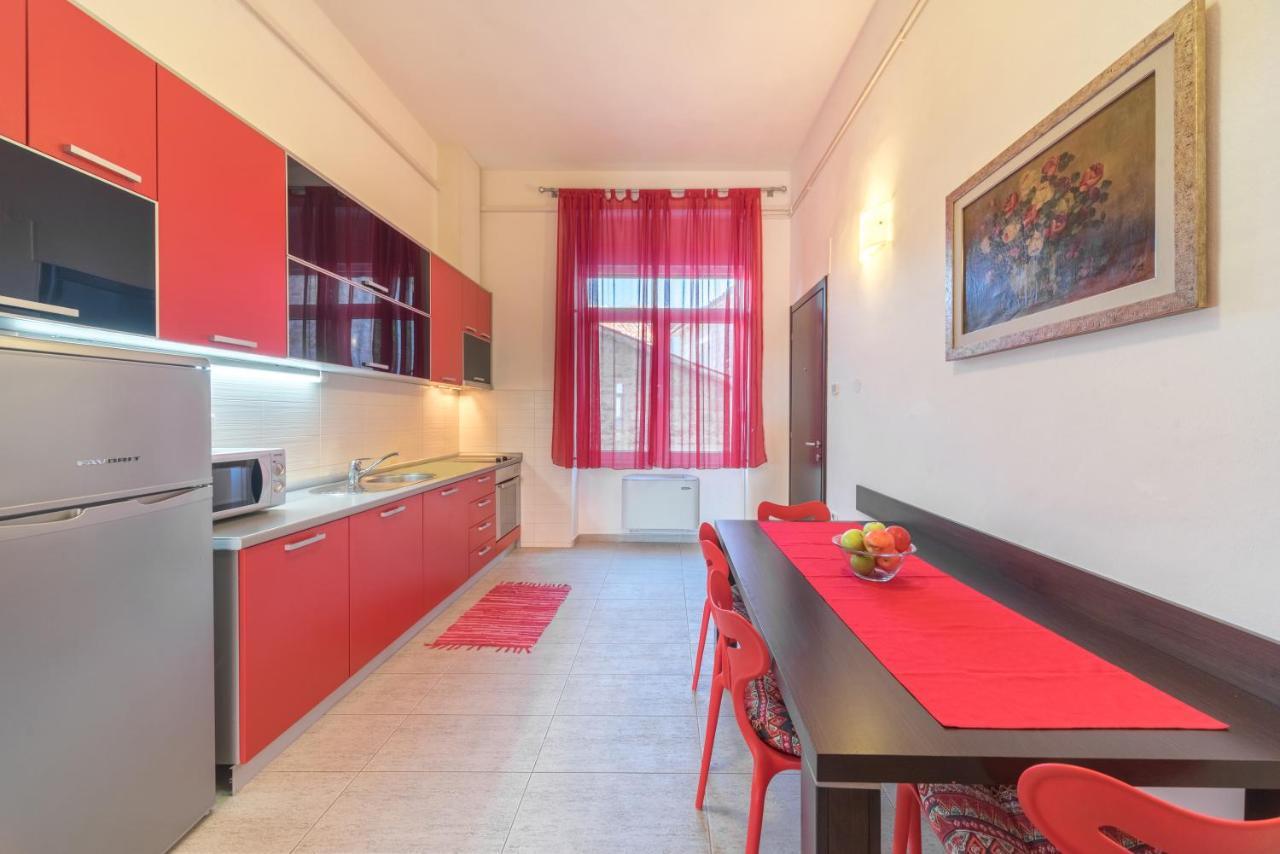 R Club Apartments Old Town Budva Luaran gambar